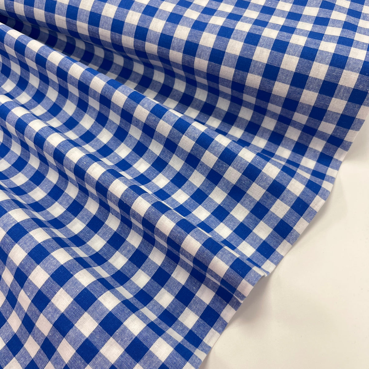 'Gingham' 10mm check cotton dressmaking fabric, Fuchsia pink