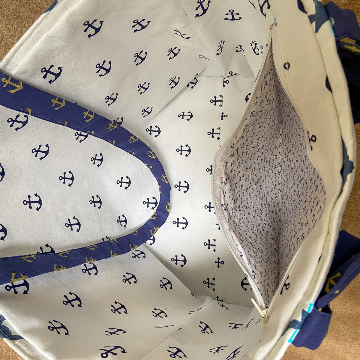 Ottava Ruffle Tote Bag