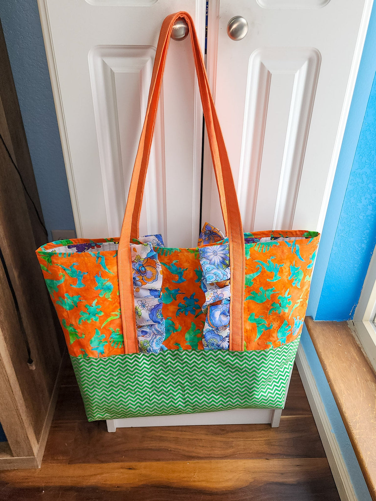 Ottava Ruffle Tote Bag