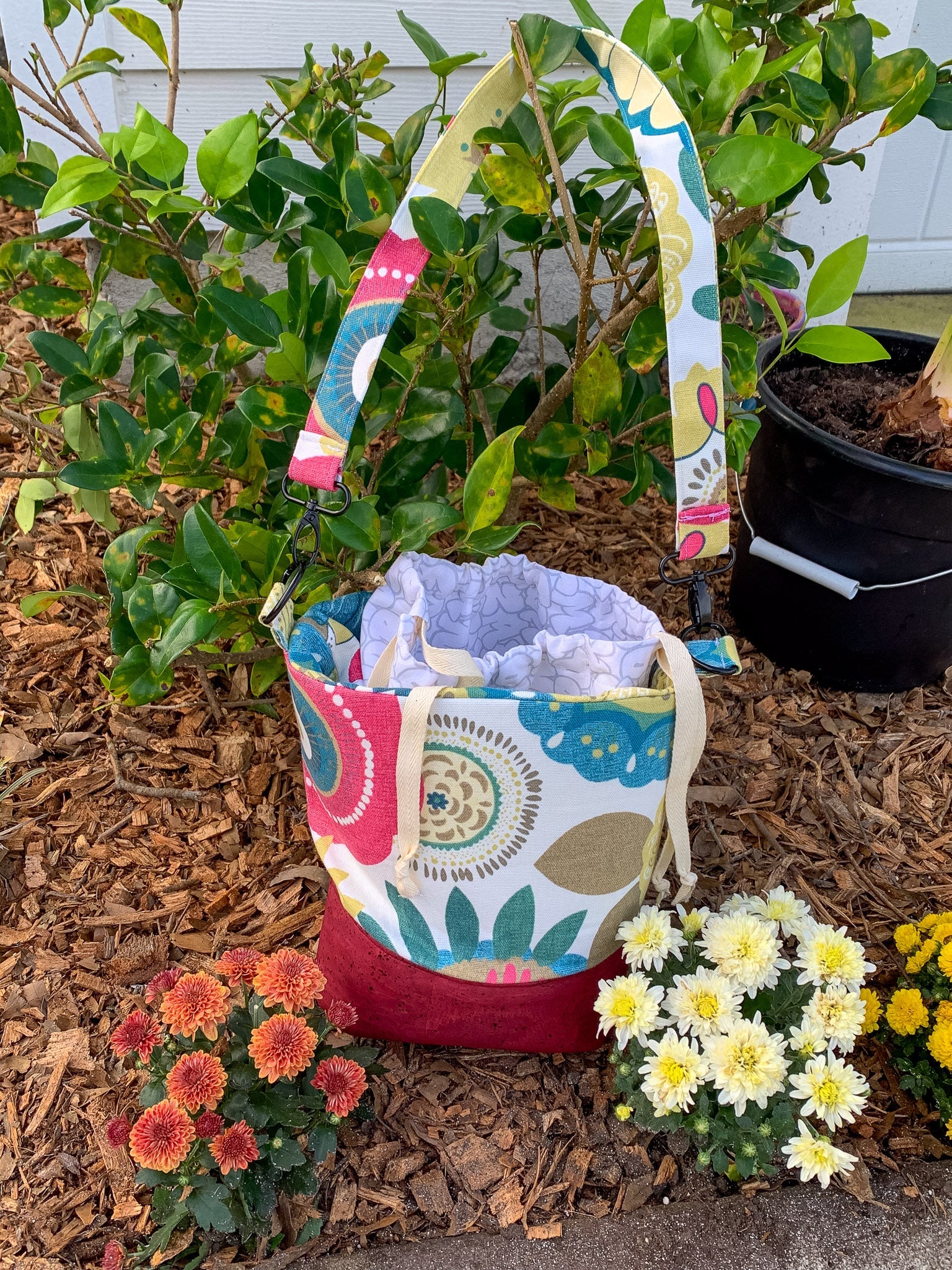 Bossa Nova Bucket Bag
